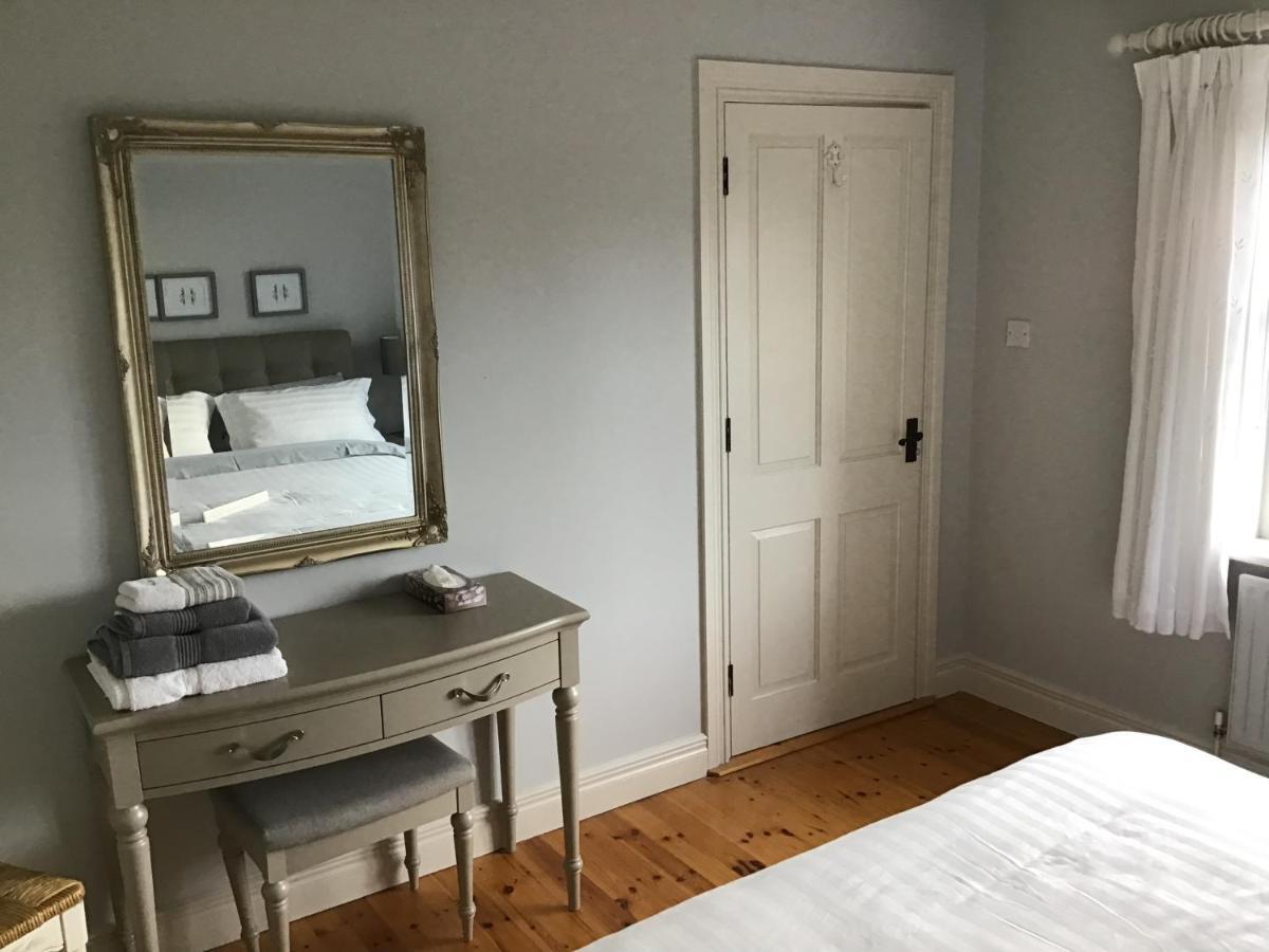 Venetia House - Small Guesthouse Claregalway Exterior photo